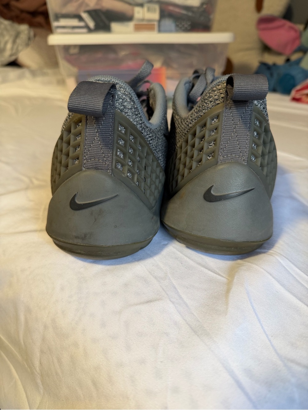 Nike Men’s Grey Knit Athletic Sneakers - Picture 7 of 10